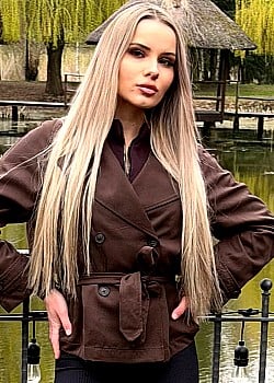 Bella Carter